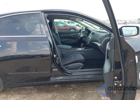 2017 Nissan Altima 2.5 S z USA, uszkodzony, nr VIN 1N4AL3AP7HC209387